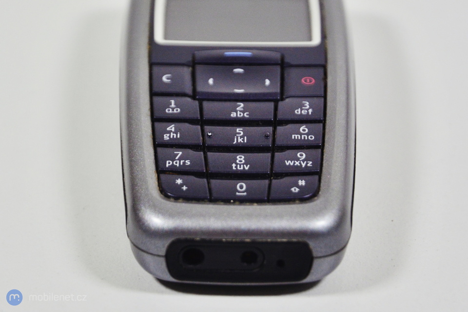 Nokia 2600