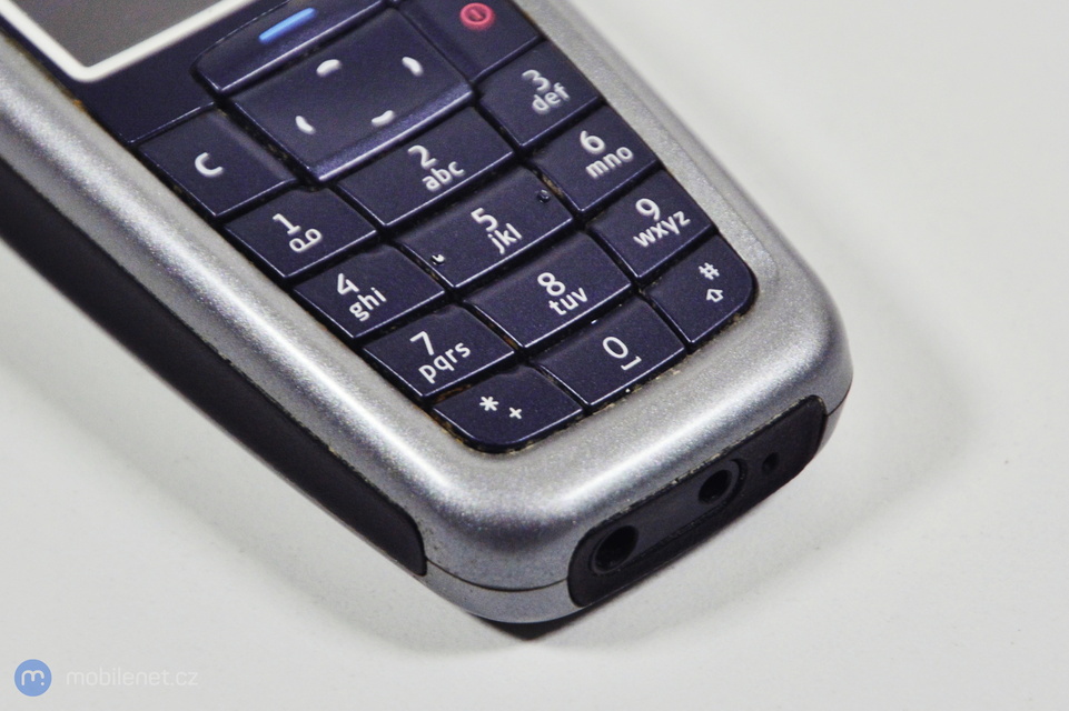 Nokia 2600