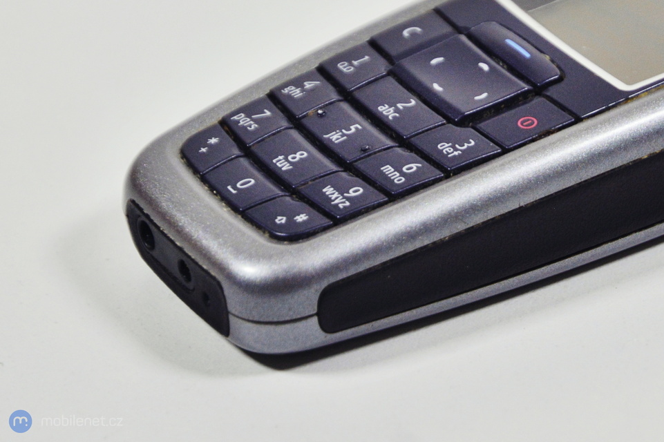 Nokia 2600
