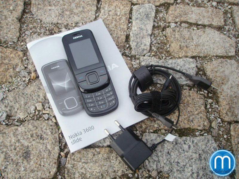 Nokia 3600 Slide