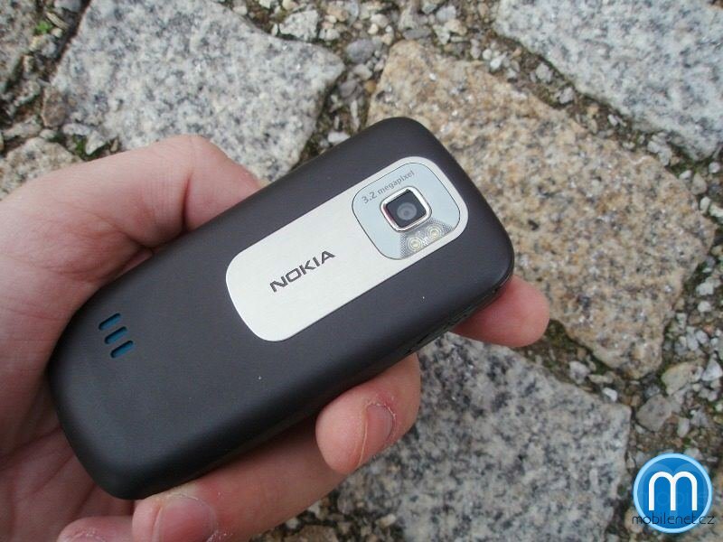 Nokia 3600 Slide