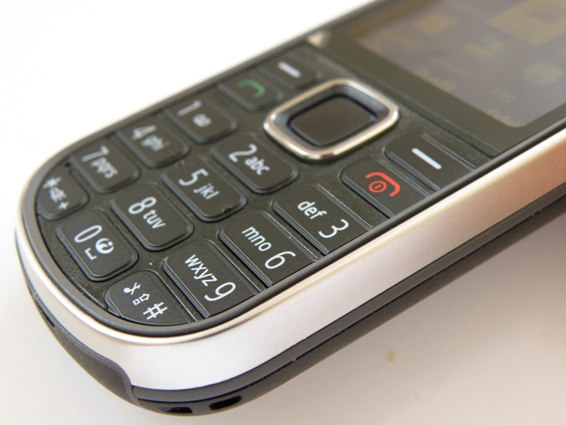 Nokia 3720 classic