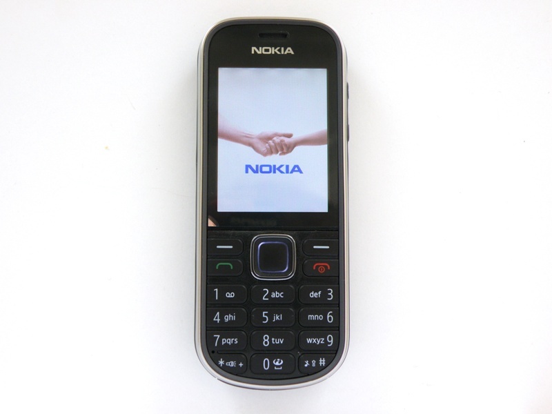Nokia 3720 classic