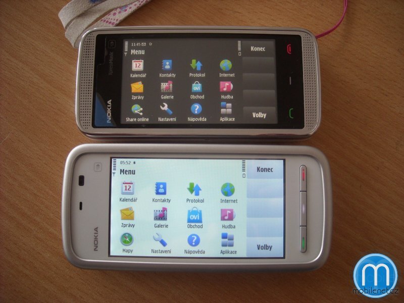 Nokia 5230 a Nokia 5530 XpressMusic