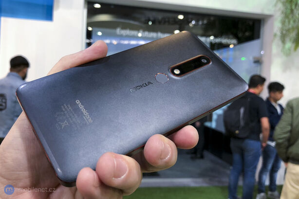 Nokia 6 (2018)