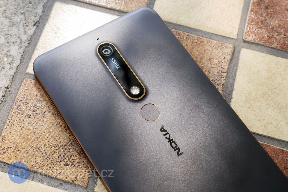 Nokia 6 (2018)