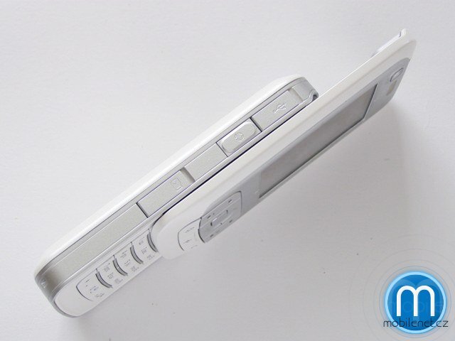 Nokia 6110 Navigator