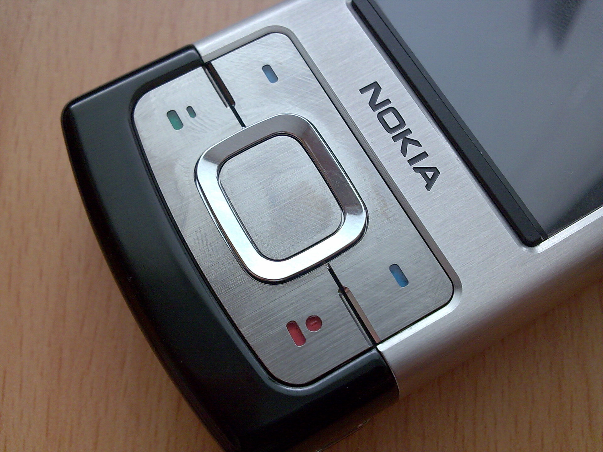 Nokia 6500 Slide