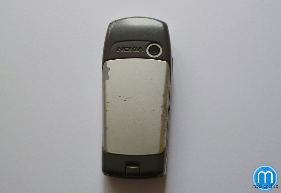 Nokia 6820