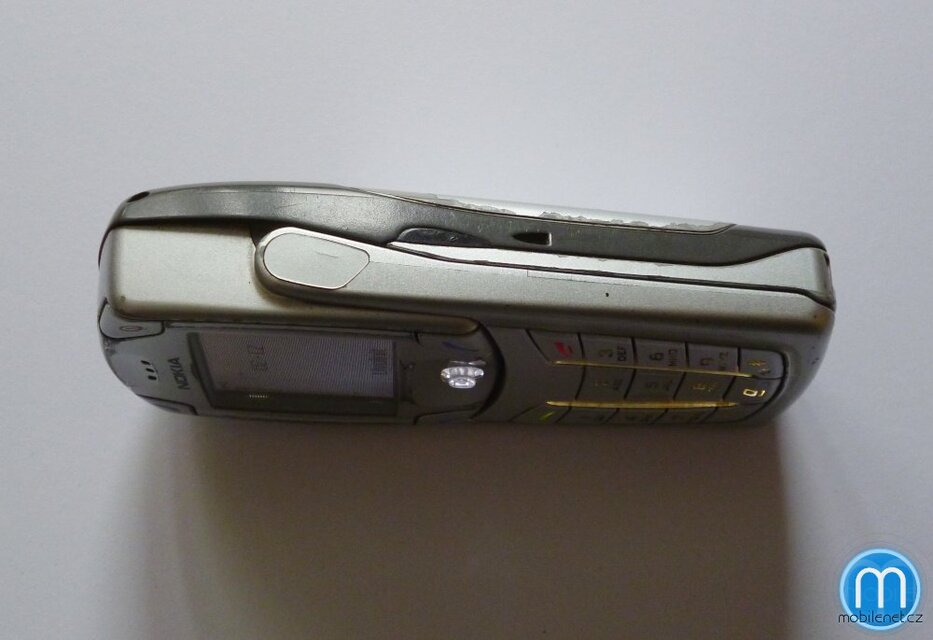 Nokia 6820