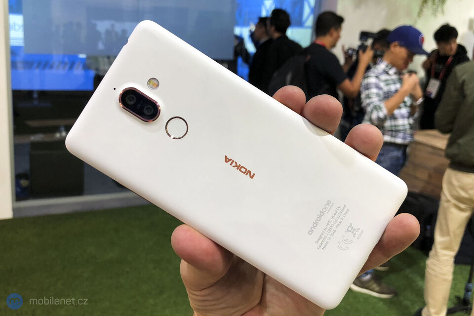 Nokia 7 Plus