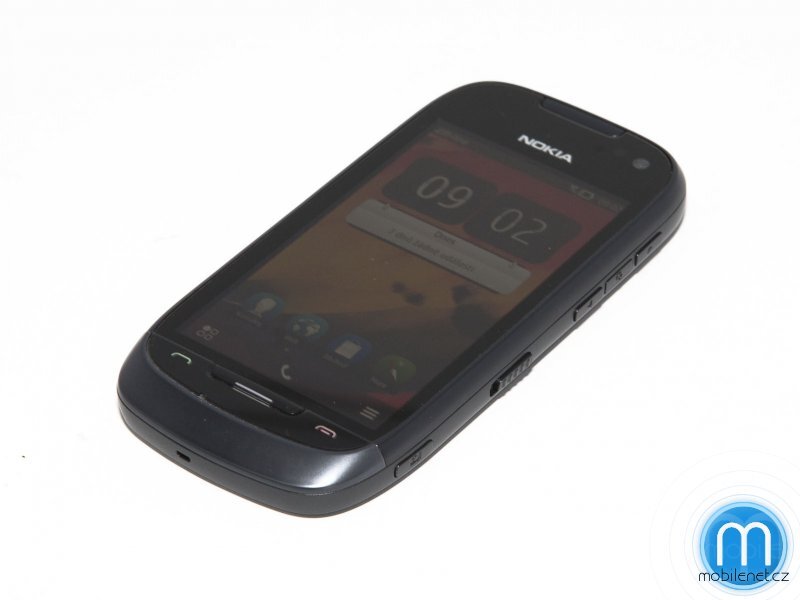 Nokia 701