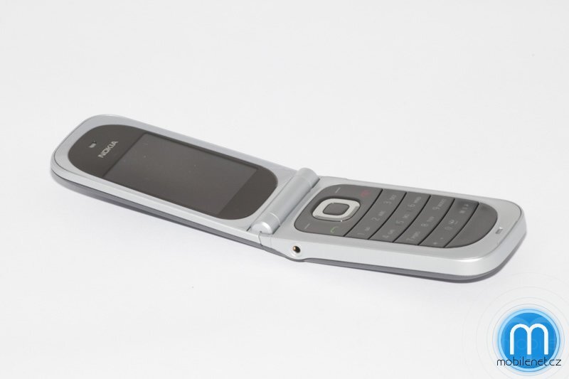 Nokia 7020