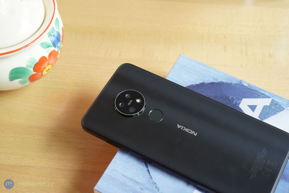 Nokia 7.2