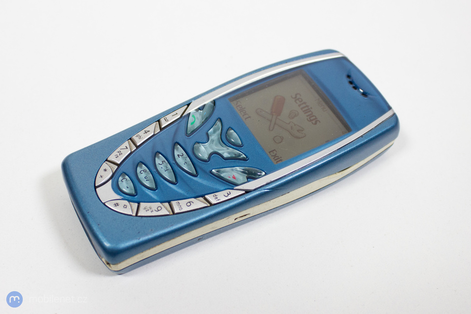 Nokia 7210