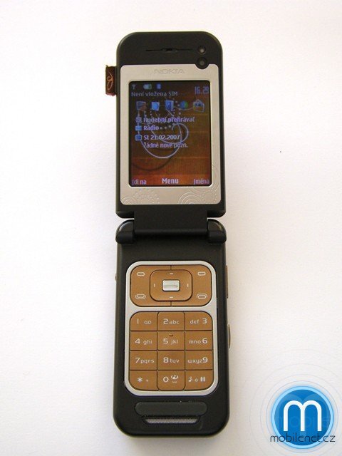 Nokia 7390