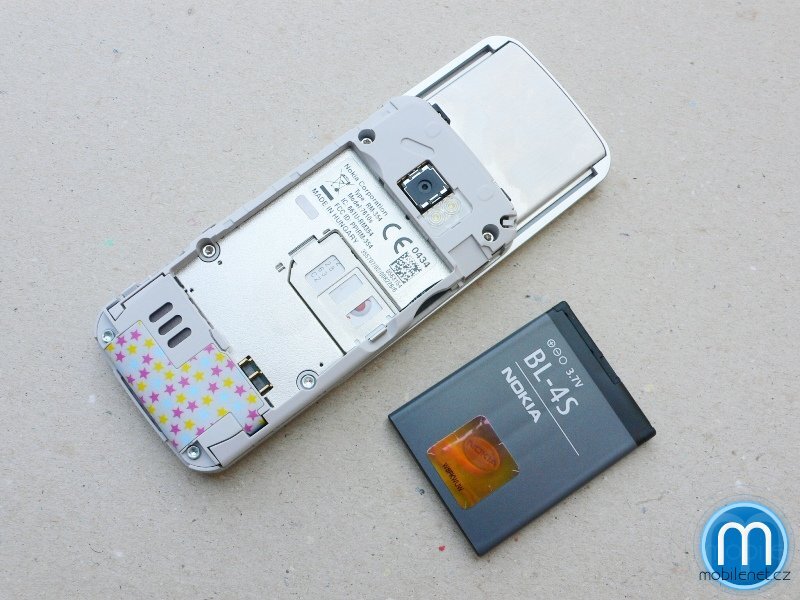 Nokia 7610 Supernova