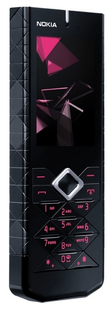 Nokia 7900 Prism: extravagance, styl a OLED displej
