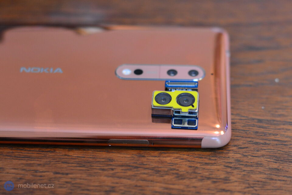 Nokia 8