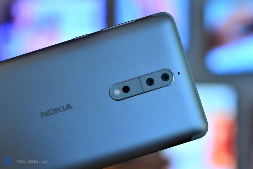 Nokia 8