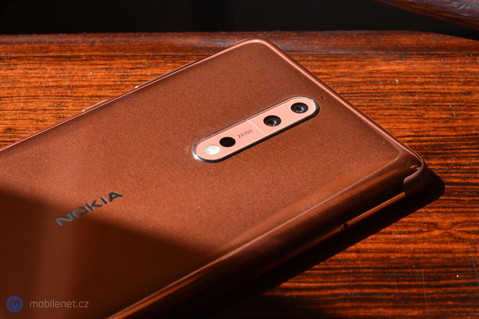 Nokia 8