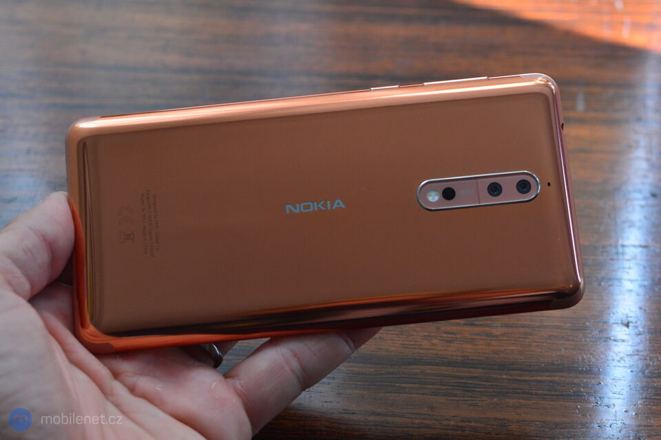 Nokia 8