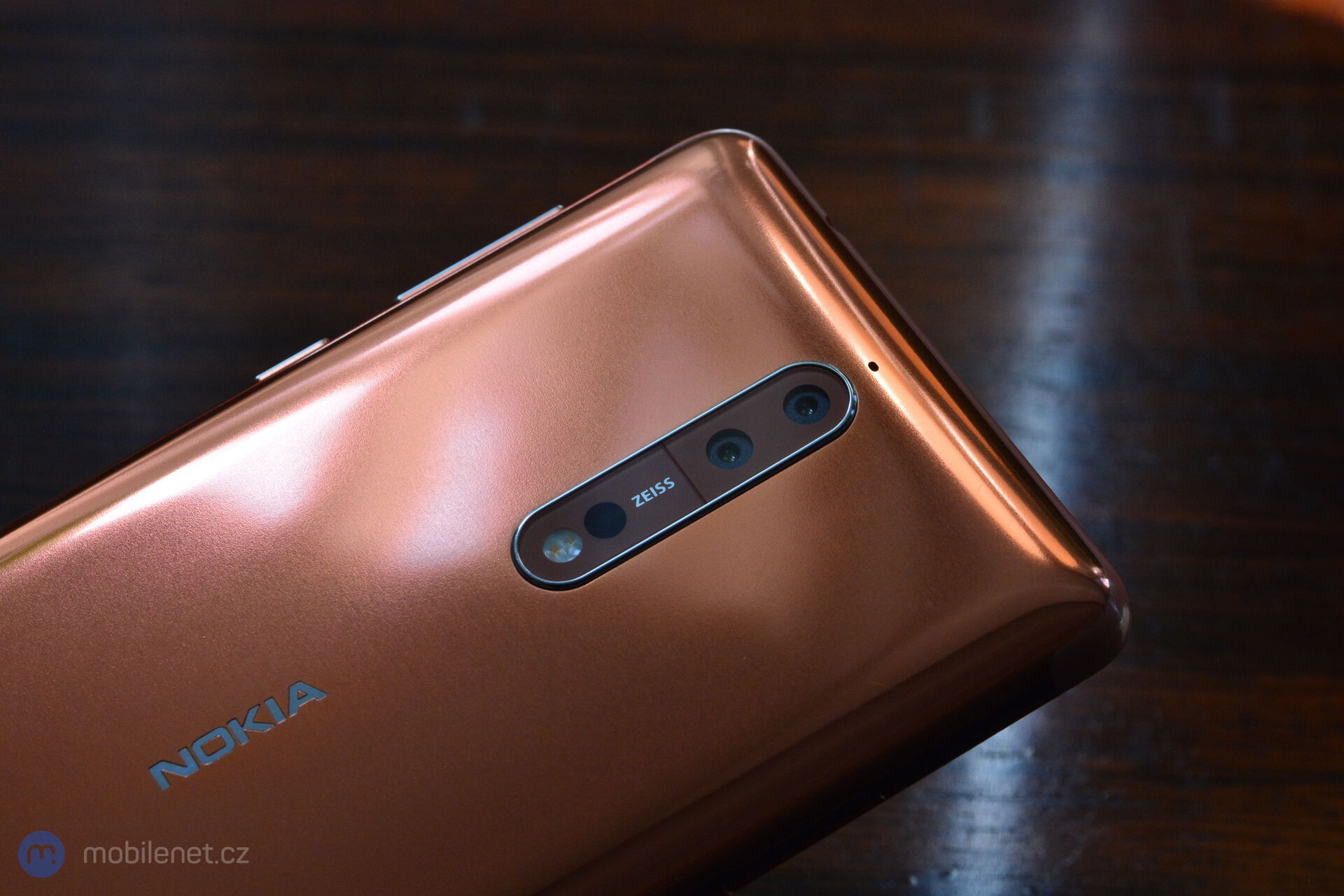 Nokia 8