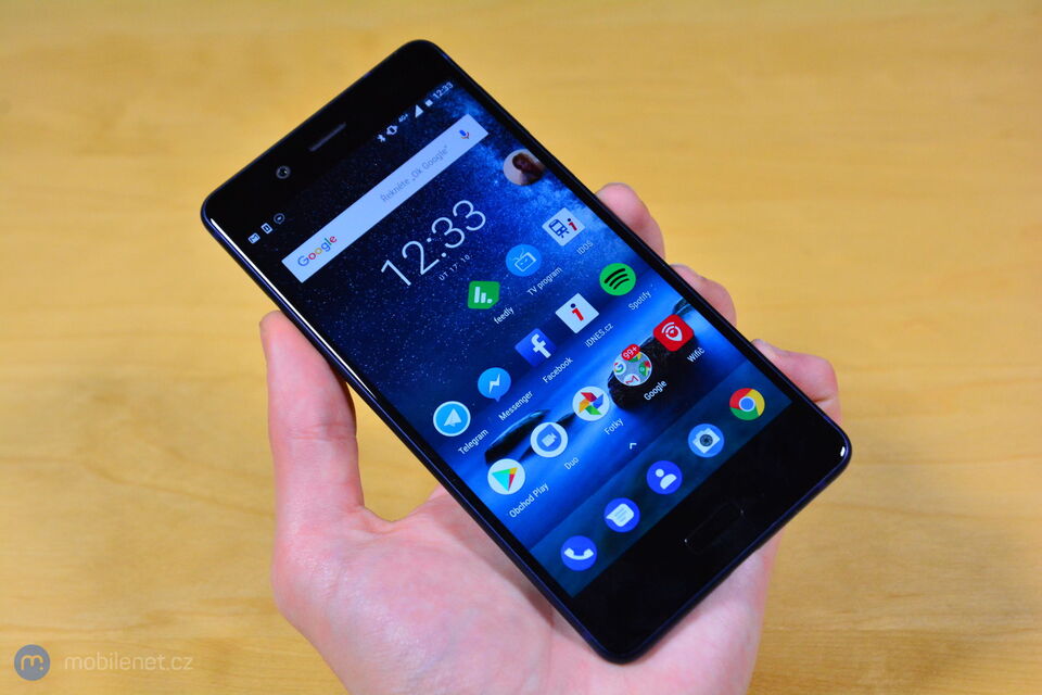 Nokia 8