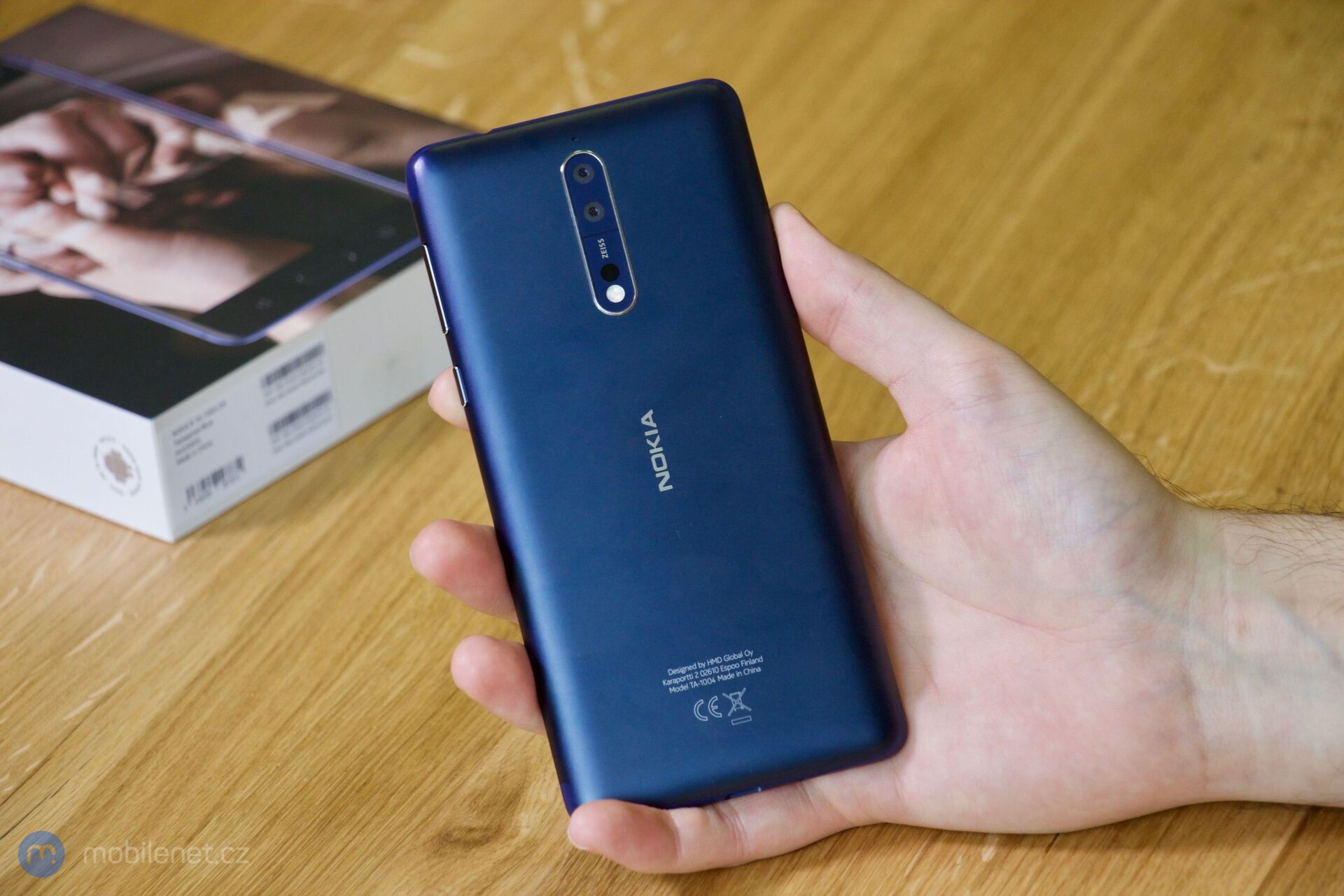 Nokia 8