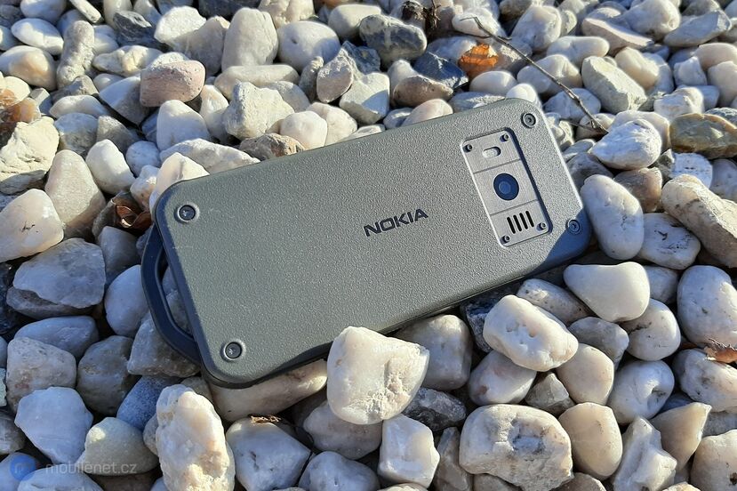 Nokia 800 Tough