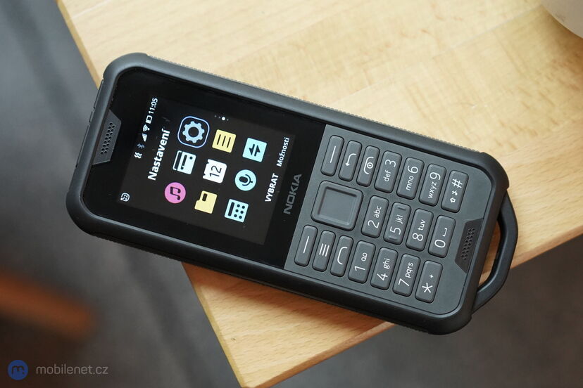Nokia 800 Tough