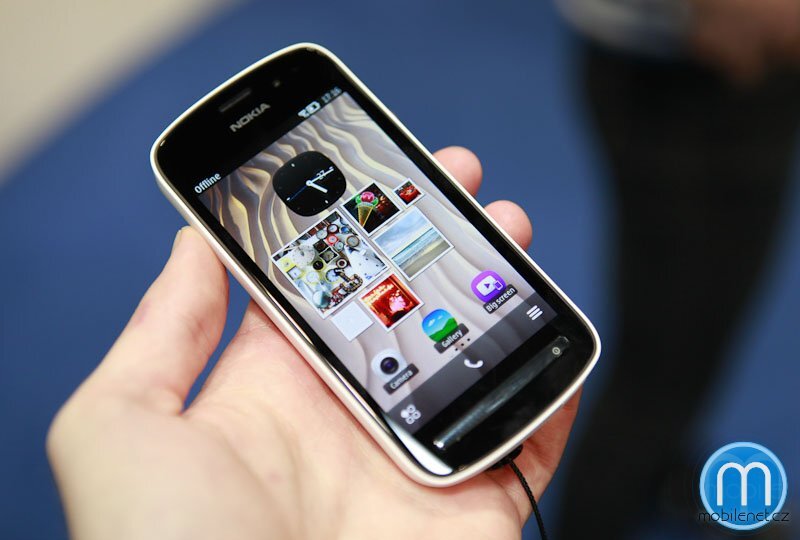 Nokia 808 PureView