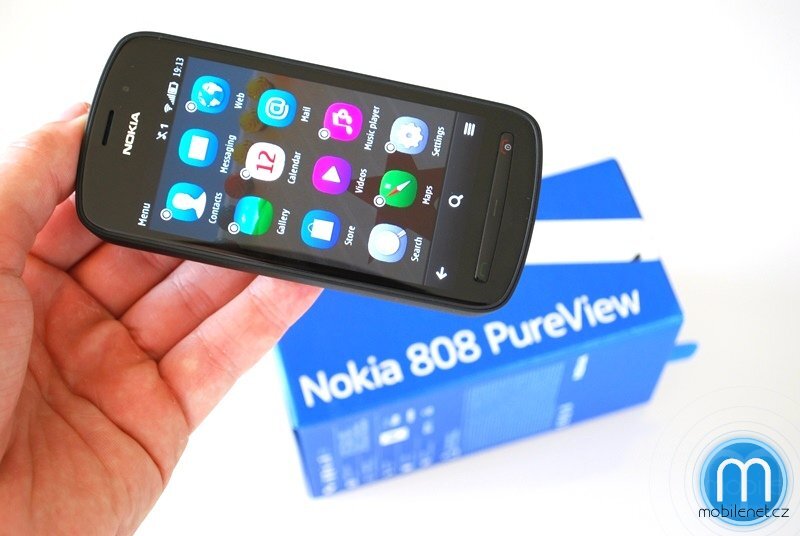 Nokia 808 PureView