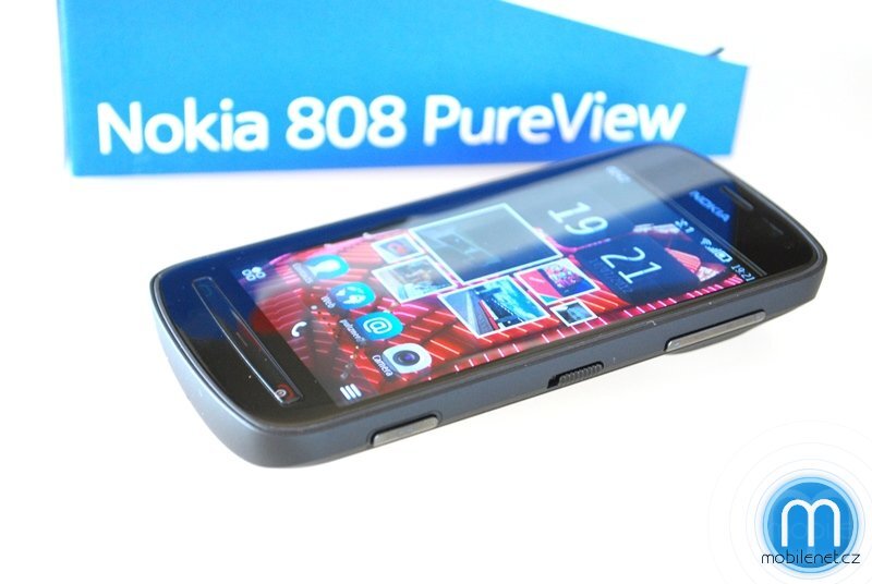 Nokia 808 PureView