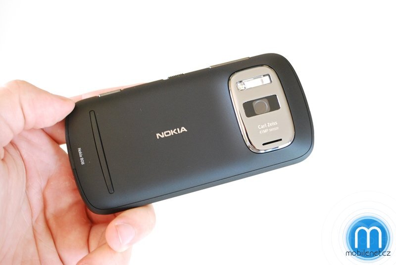 Nokia 808 PureView