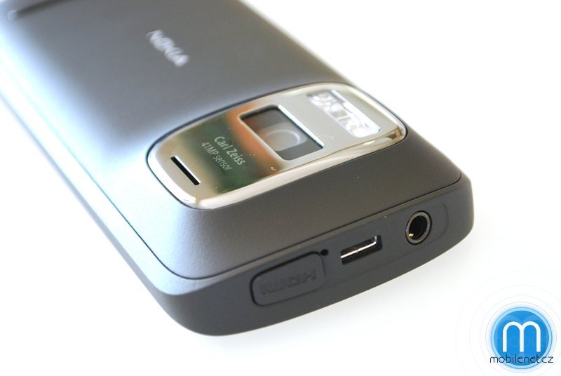 Nokia 808 PureView