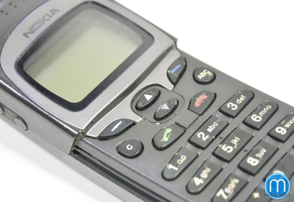 Nokia 8110i