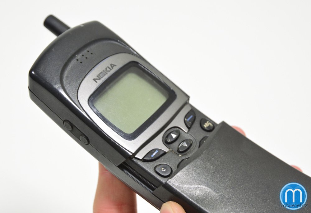 Nokia 8110i
