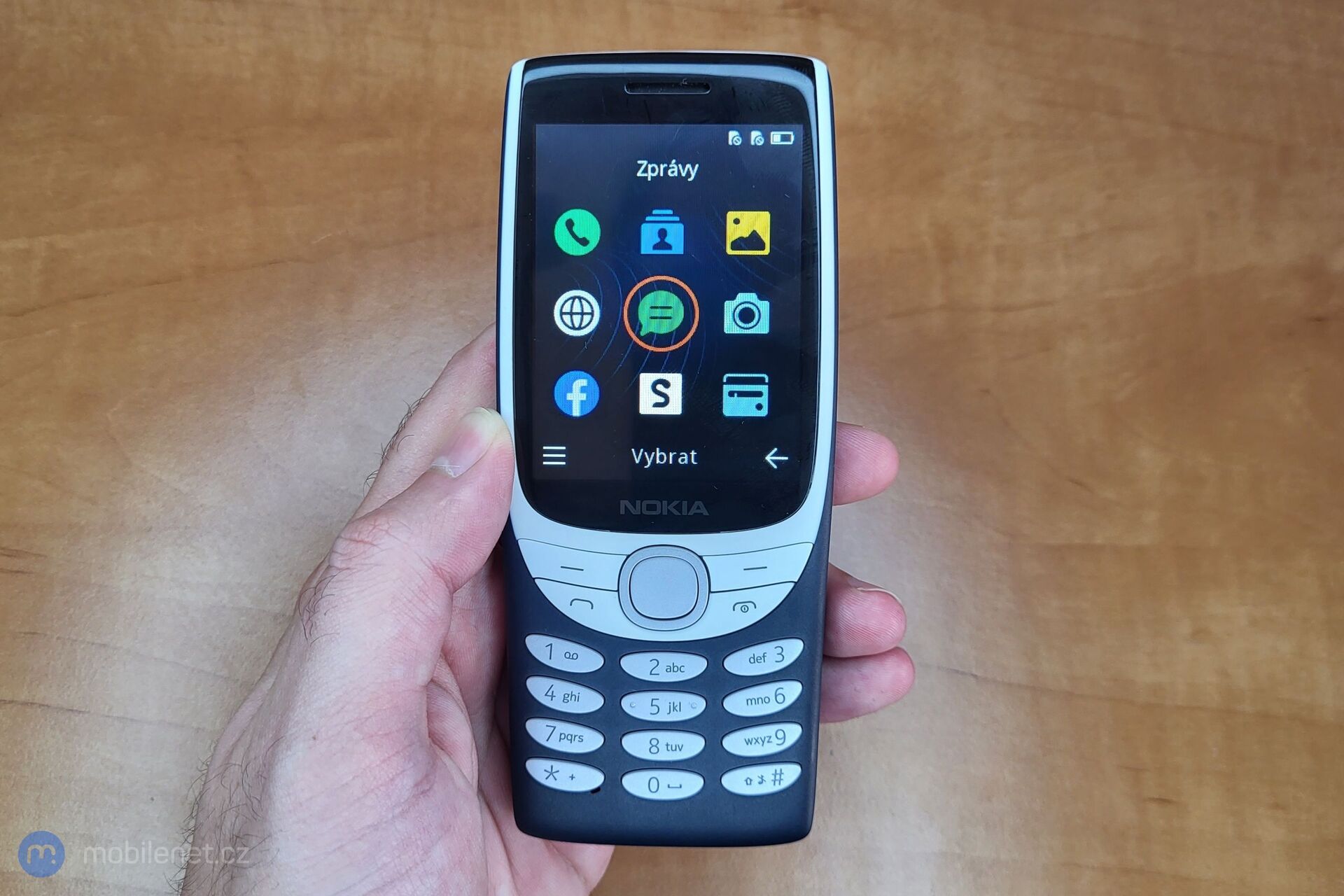 Nokia 8210 (2022)