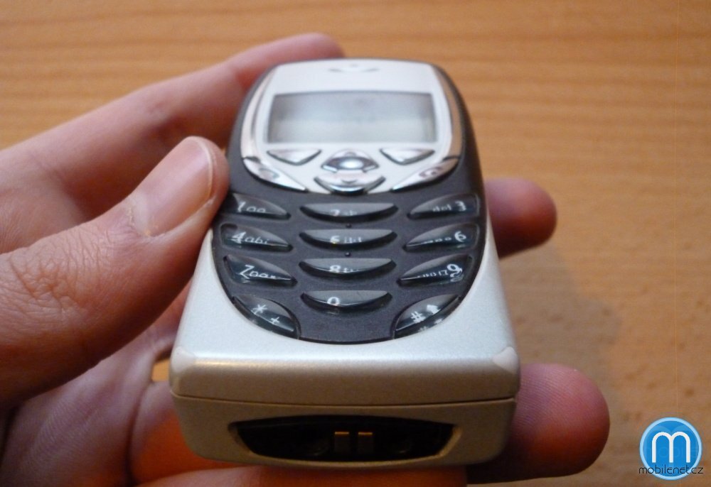 Nokia 8310