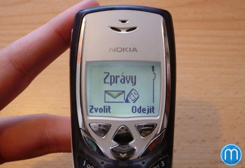 Nokia 8310
