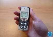 Nokia 8310