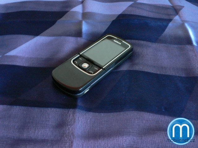 Nokia 8600 Luna