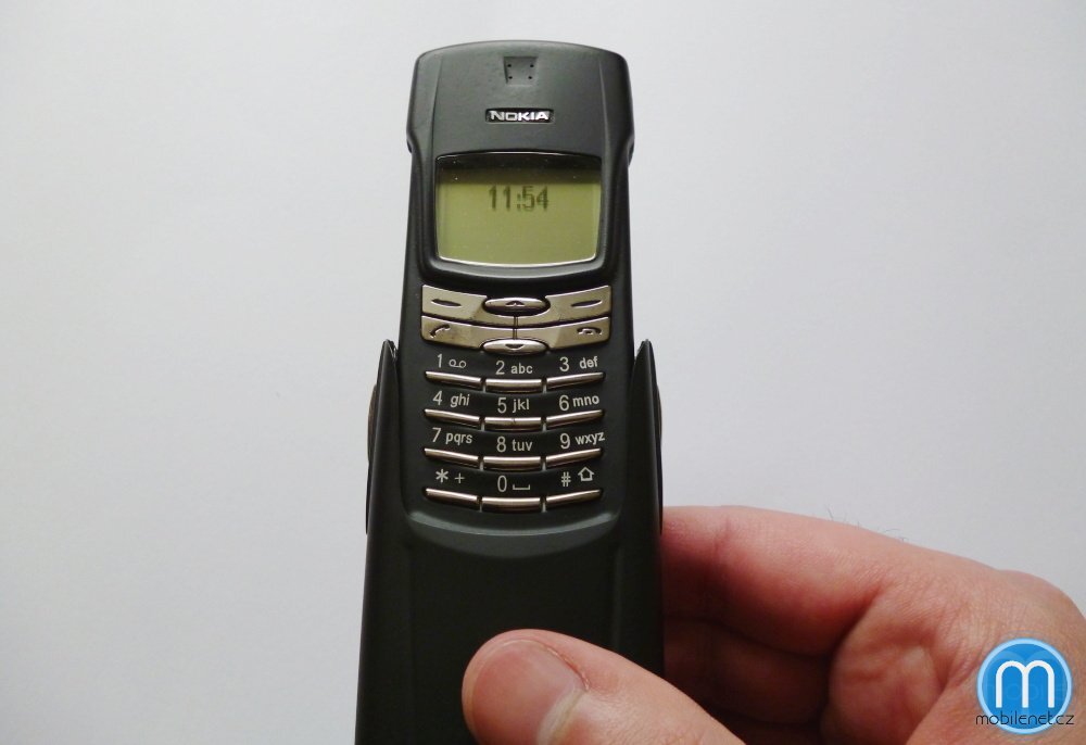 Nokia 8910