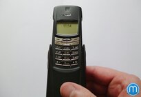 Nokia 8910