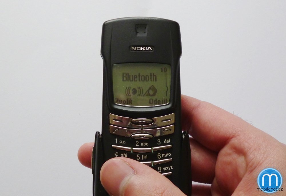 Nokia 8910
