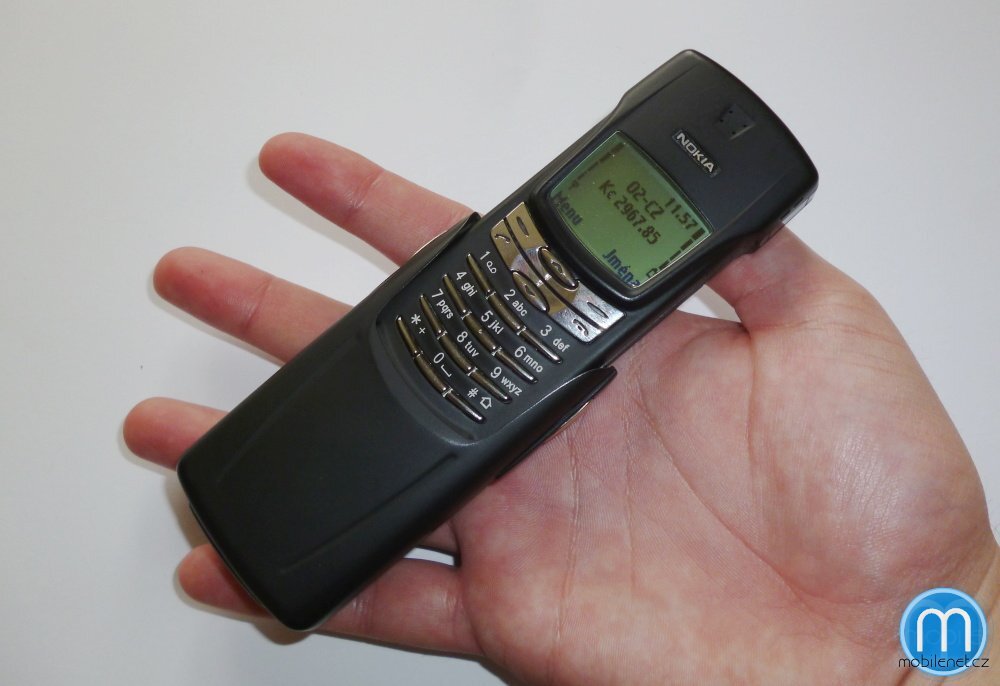 Nokia 8910