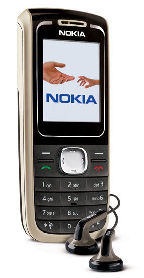 Nokia a její novinky: levná žiletka i elegantní véčka