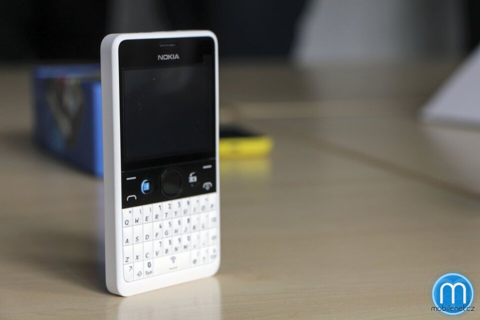 Nokia Asha 210