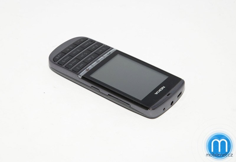 Nokia Asha 300